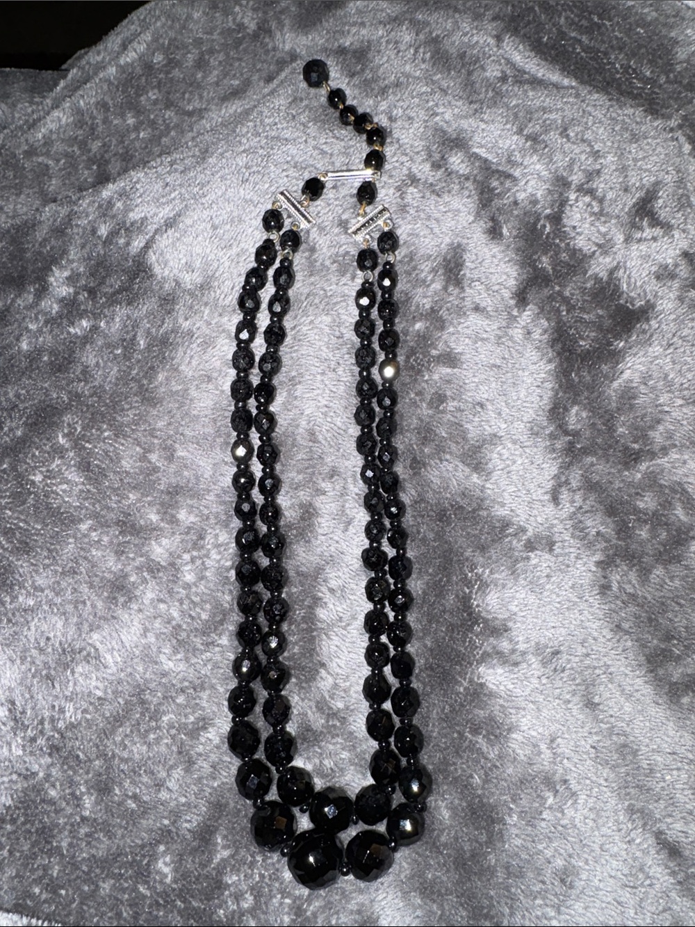 Elegant Black Jet Faceted Glass Bead Double-Strand Mourning Necklace Vintage